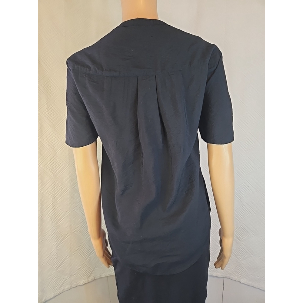 Torrid Size 0 Harper Blouse Black Crepe Flutter Sleeve Work Office Top - Picture 7 of 9